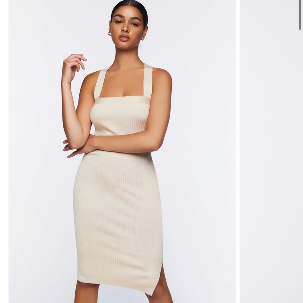 ⭐️ Forever 21 Ribbed Crisscross MIDI Dress⭐️